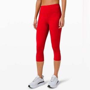 Fast and Free High Rise Crop 19” in deep red